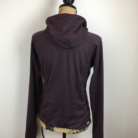 The North Face Vapor Wick Pullover Hoodie - Picture 2 of 11
